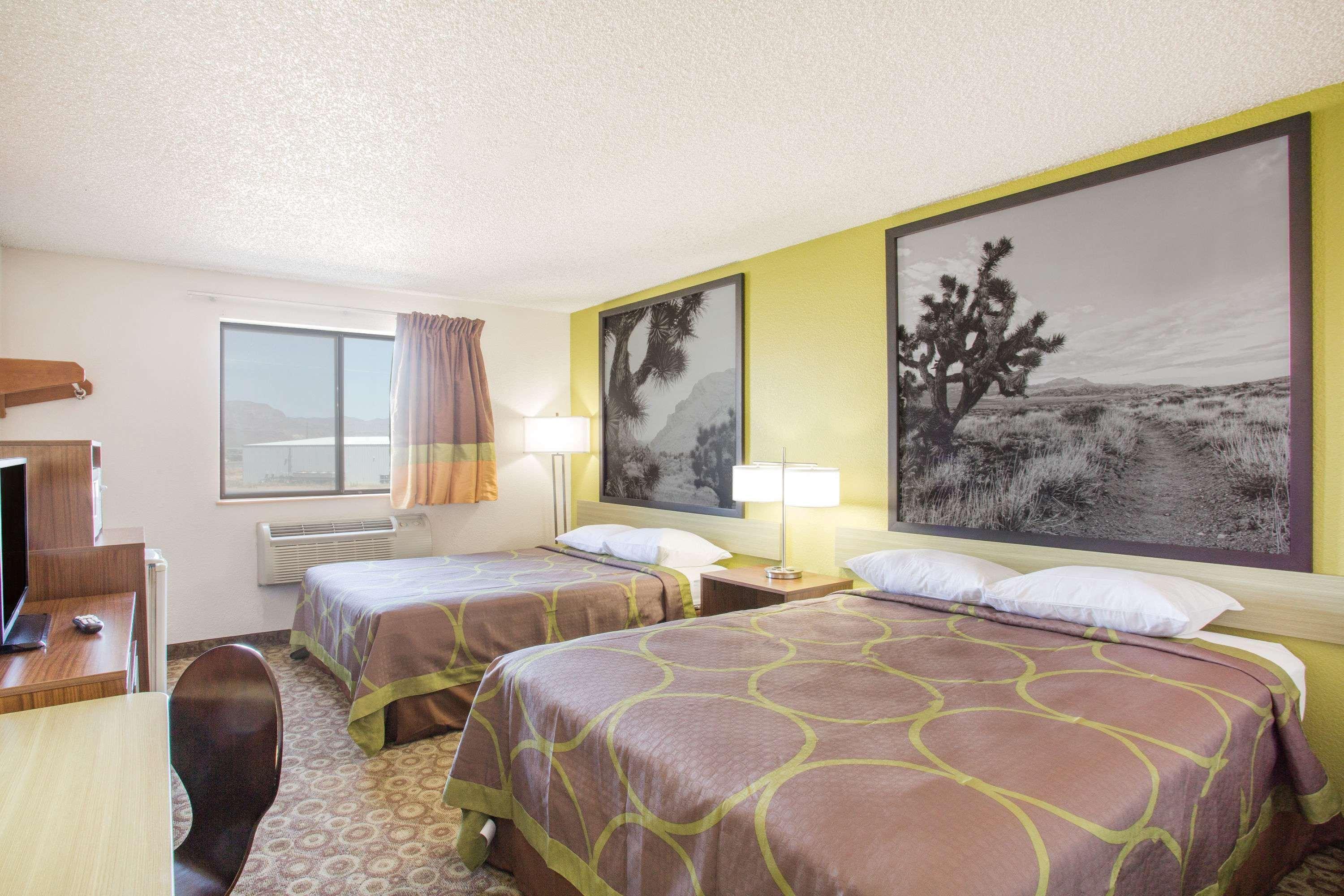 Hotel Super 8 By Wyndham Kingman Exterior foto