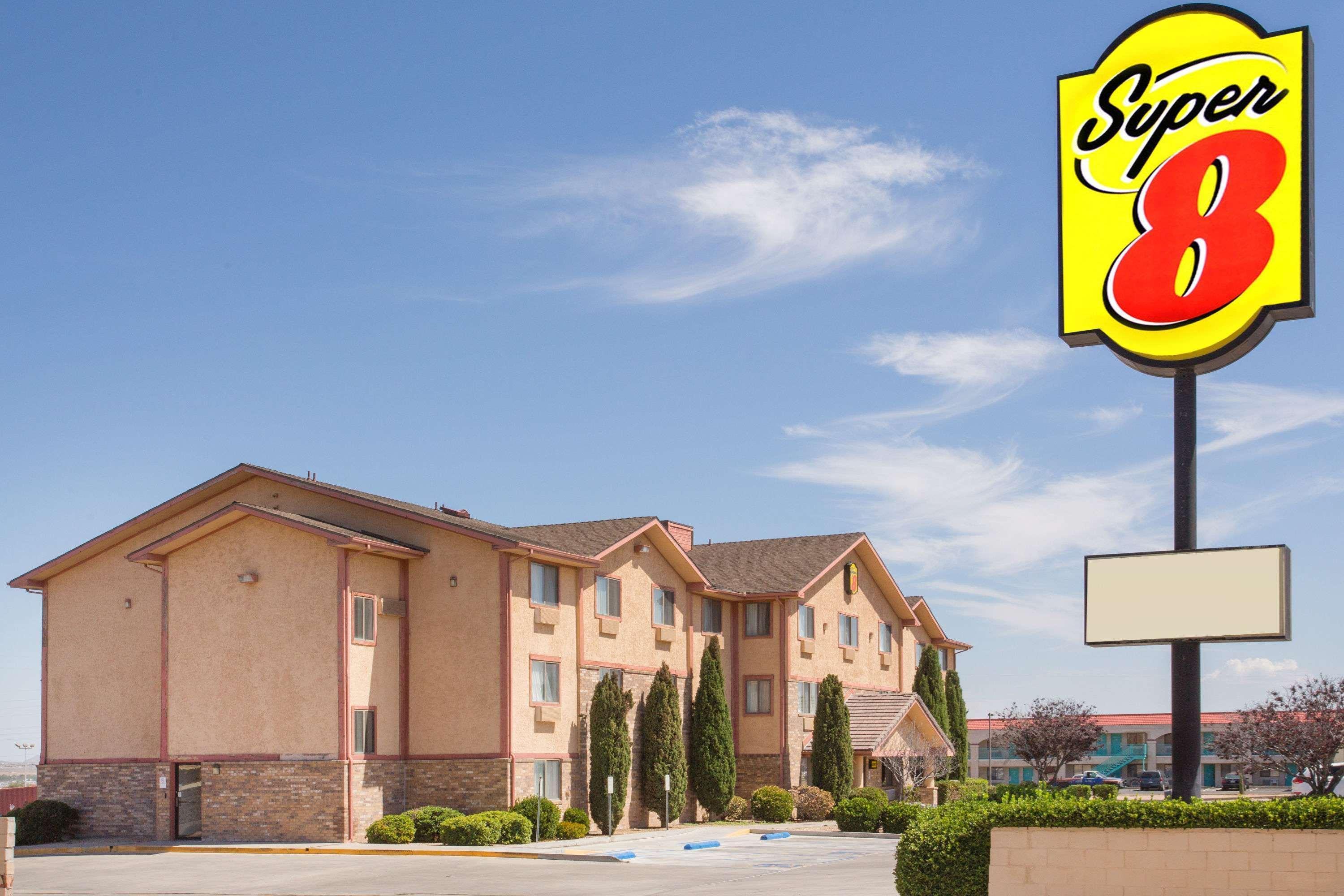 Hotel Super 8 By Wyndham Kingman Exterior foto